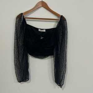 American Threads blk short top w/ flowy sle sz L NWT